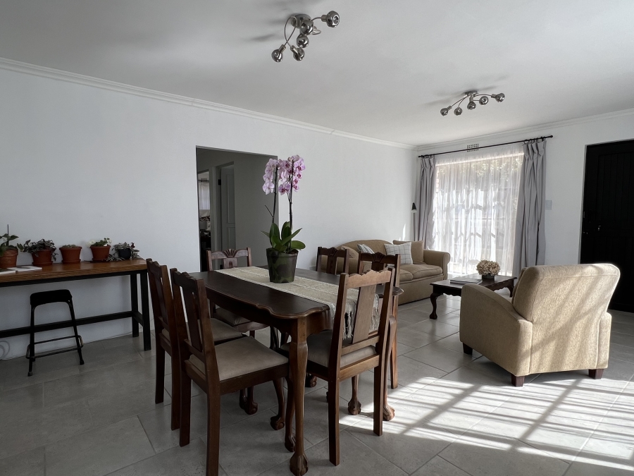 2 Bedroom Property for Sale in Napier Western Cape